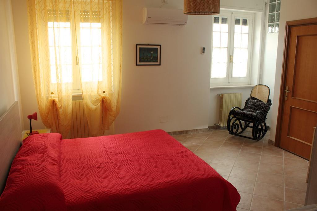B&B Villa Angela San Salvo Ruang foto